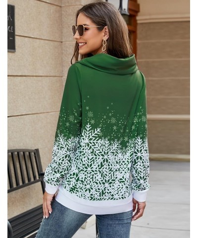 Women's Soft Green Snowflake $7.27 Dresses