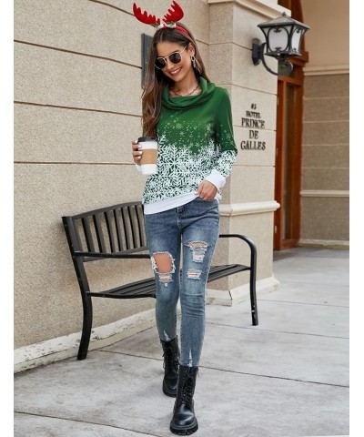 Women's Soft Green Snowflake $7.27 Dresses